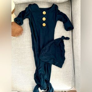 Caden Lane navy blue newborn bamboo knotted gown and hat like new.